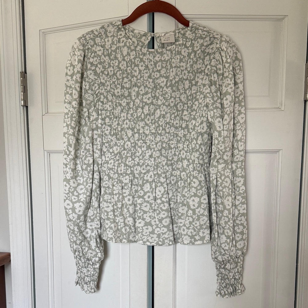 a new day Floral Blouse - Light Green and White